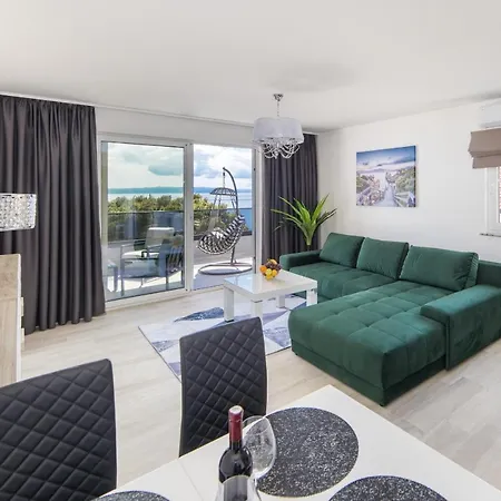 Blanka House Apartman *