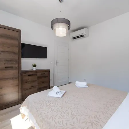 Blanka House Apartment