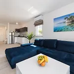 Blanka House Апартаменты