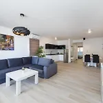 Blanka House Апартаменты Макарска