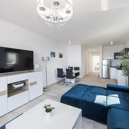 Blanka House מאקרסקה